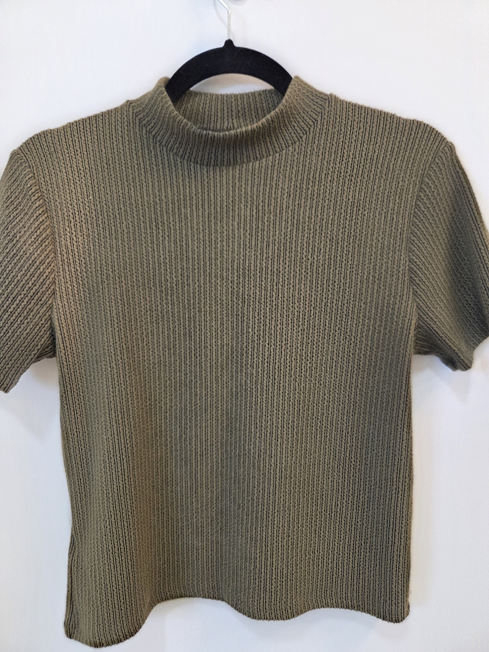 Disturbia Olive Ribbed Short-Sleeve Crop Top- US 8